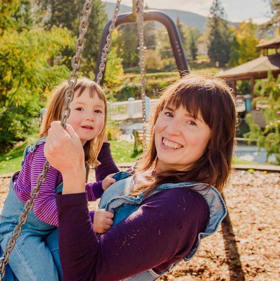 Meet your Posher, Amy - Picture 1 of 1